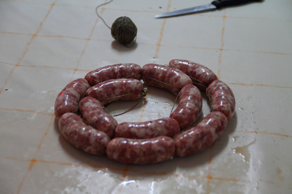 longanizas ya atadas 